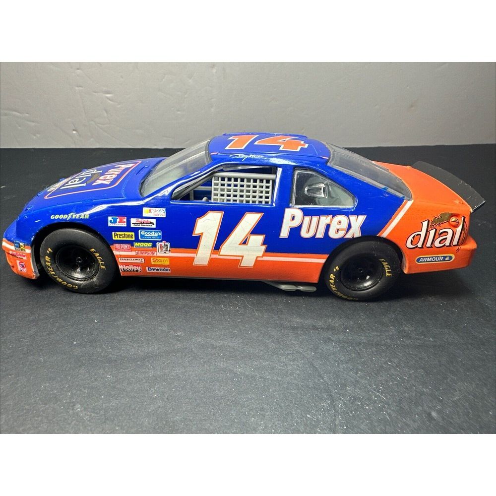 1996 Racing Champions Ford Thunderbird Patty Moise #14 NASCAR Preview‎ Edition